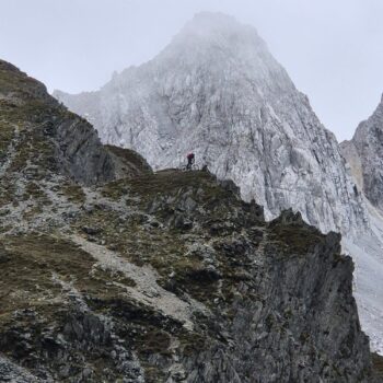 Alpine e mountain biking in china